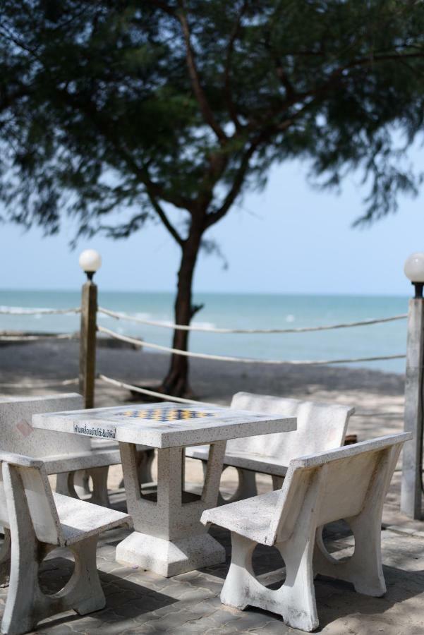 Baan Kratom Tong By The Sea Villa Cha-Am Exterior foto